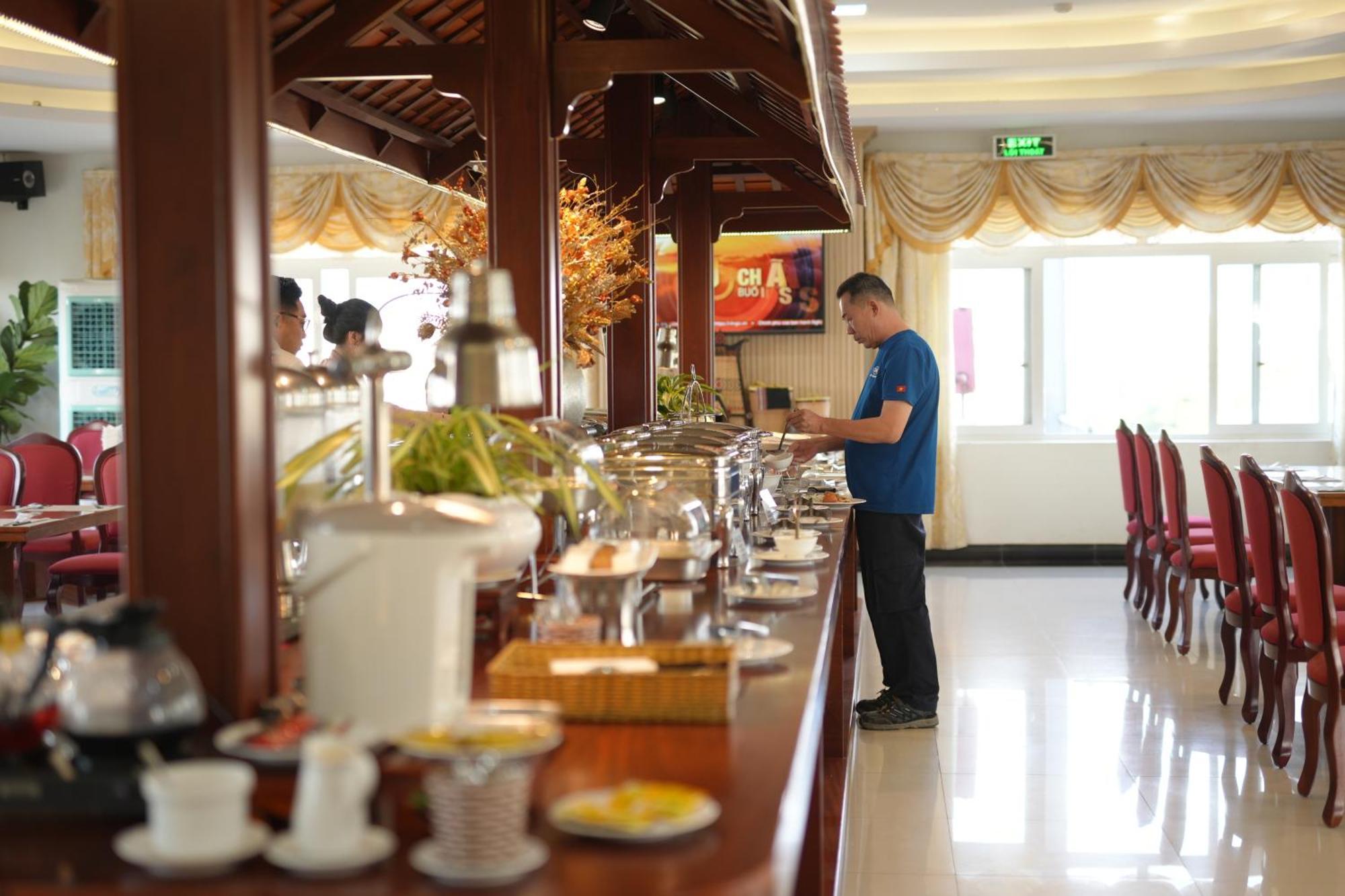 HANZ Pleiku&EM 86 Nguyen Van Troi Ngoại thất bức ảnh