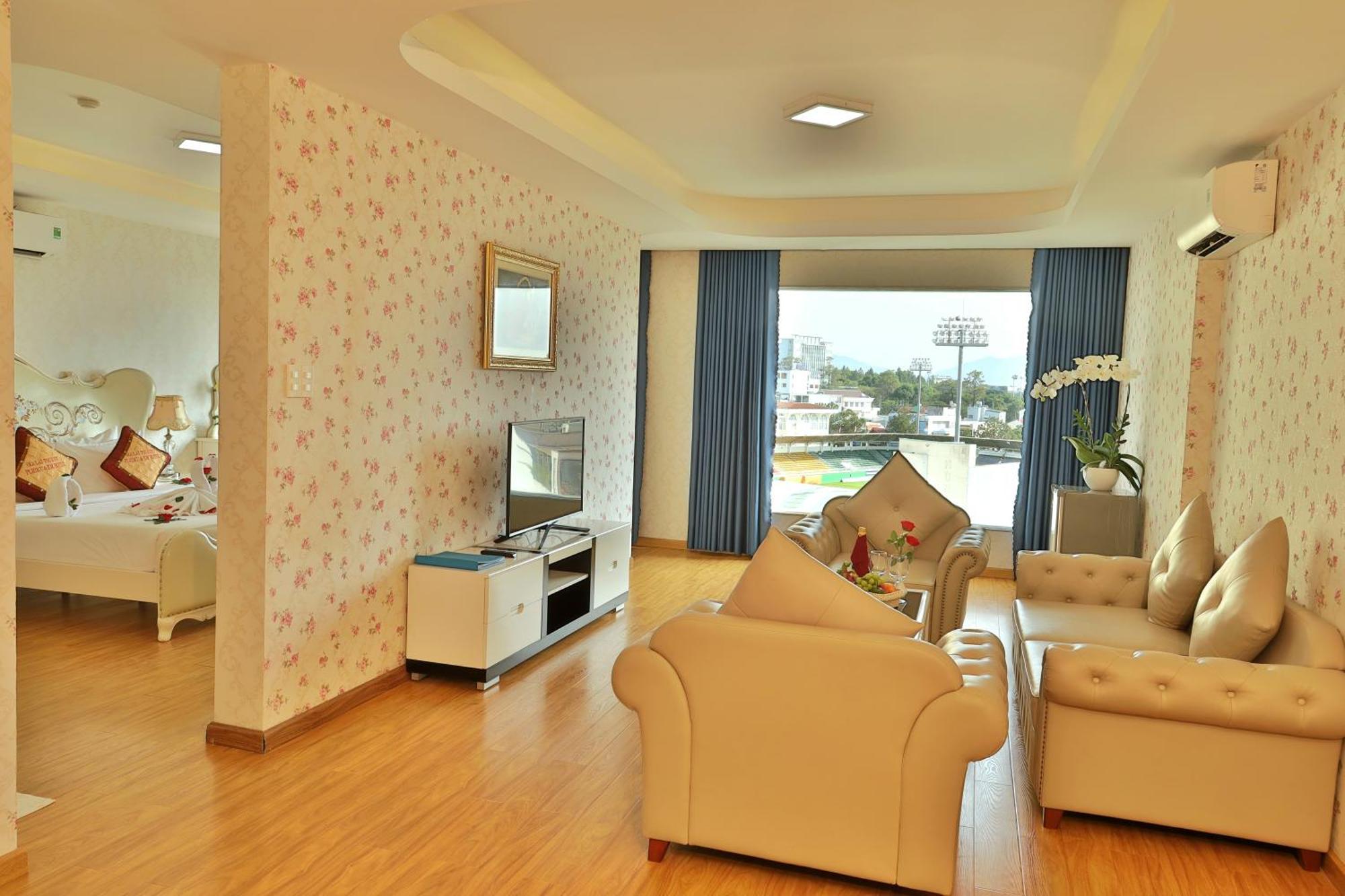 HANZ Pleiku&EM 86 Nguyen Van Troi Ngoại thất bức ảnh