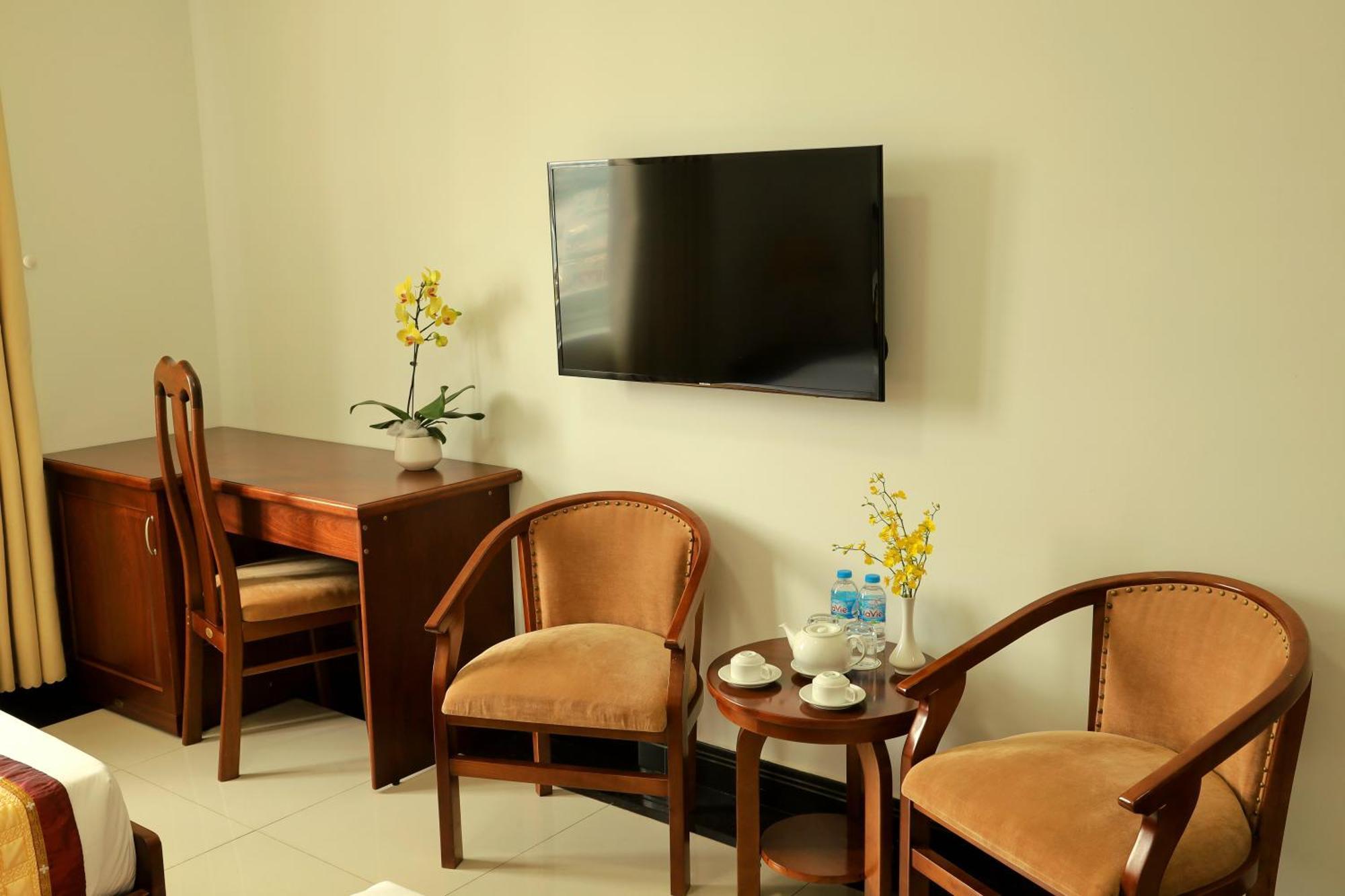 HANZ Pleiku&EM 86 Nguyen Van Troi Ngoại thất bức ảnh