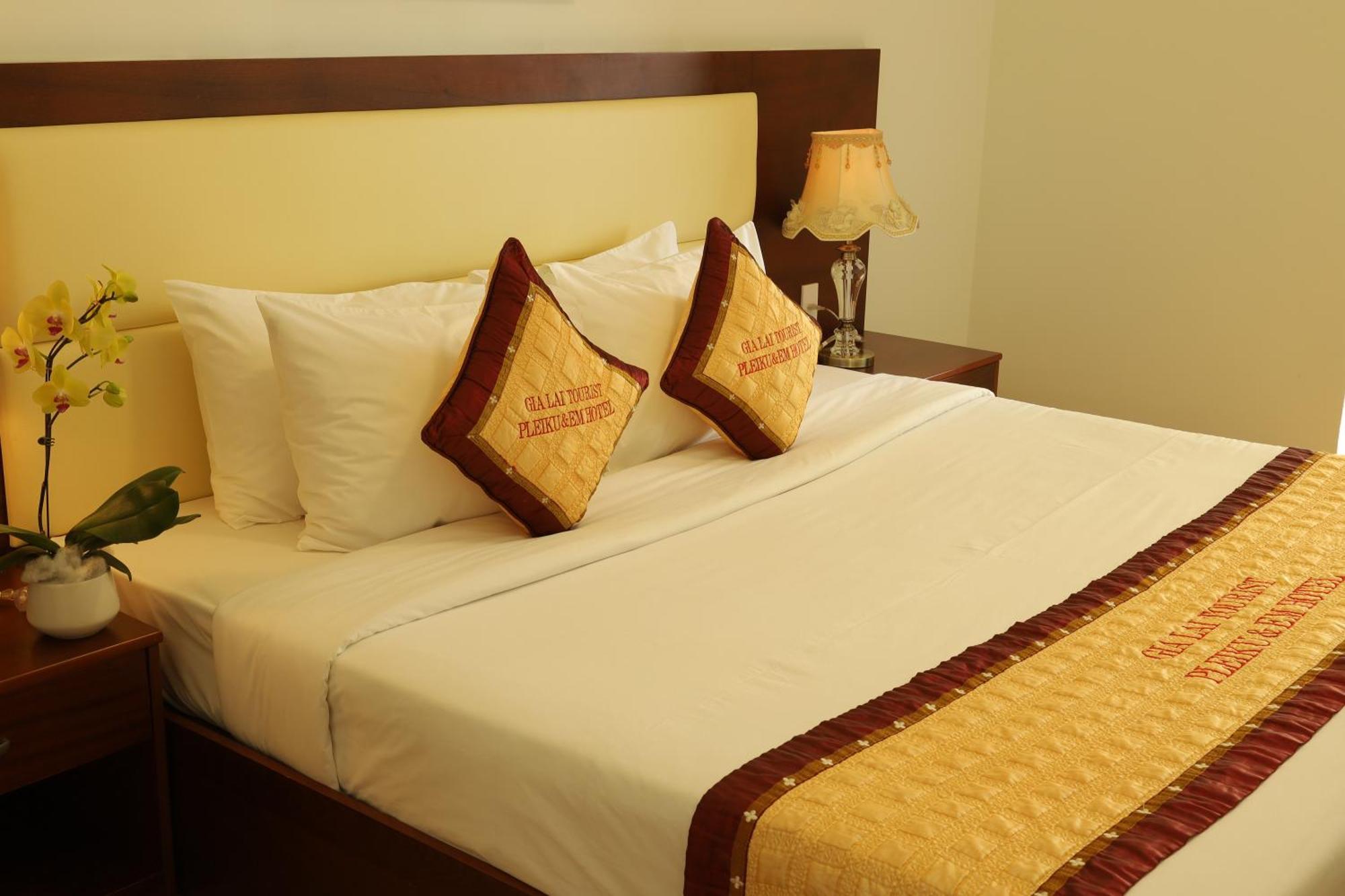 HANZ Pleiku&EM 86 Nguyen Van Troi Ngoại thất bức ảnh